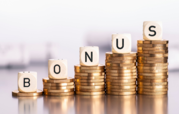 Contr. Prev – Desrespeito à periodicidade invalida PLR, decide Carf